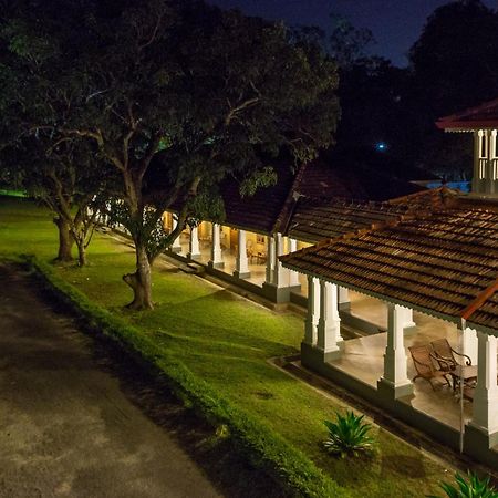 The Sanctuary At Tissawewa Hotell Anuradhapura Exteriör bild