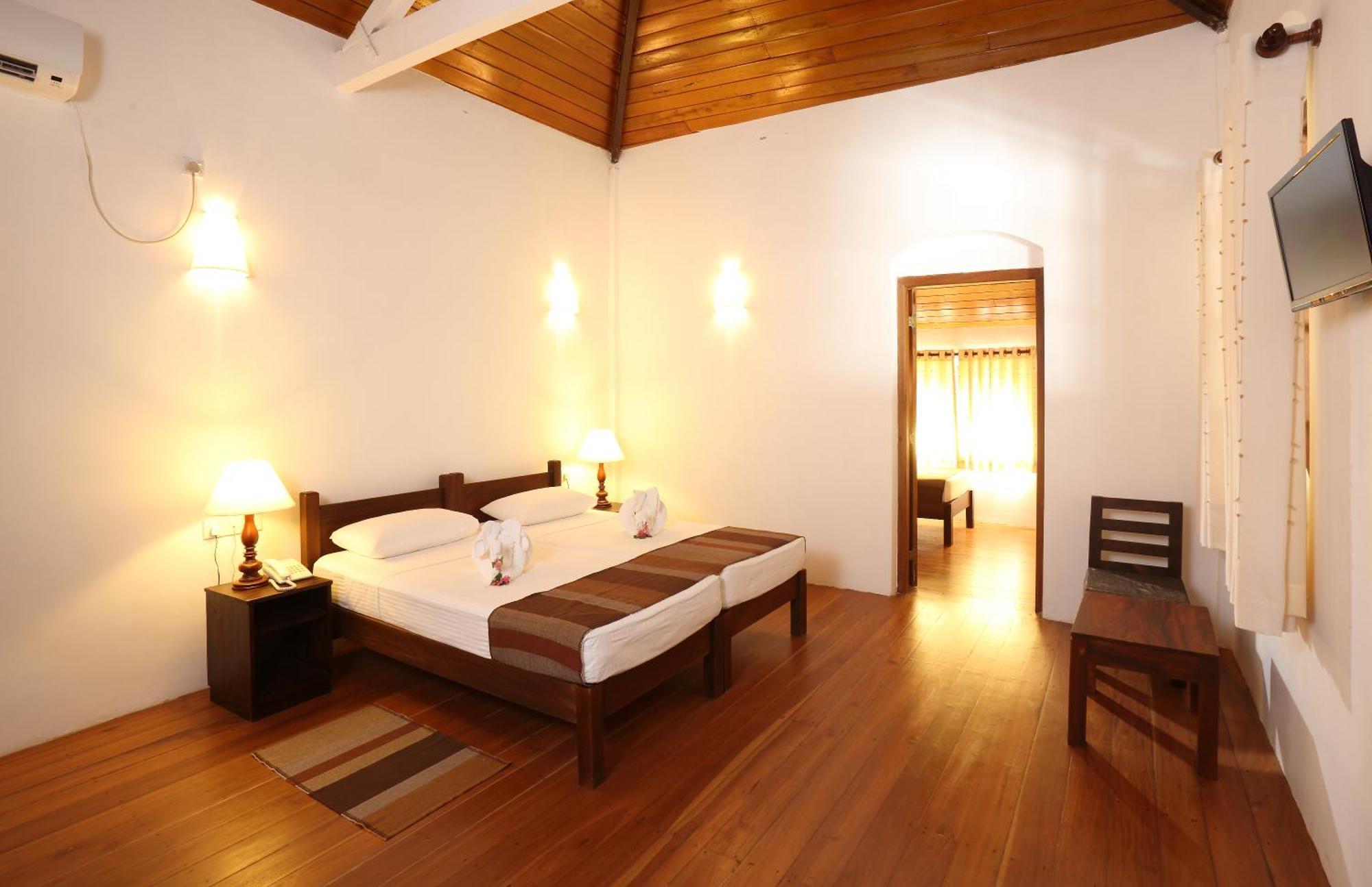The Sanctuary At Tissawewa Hotell Anuradhapura Exteriör bild